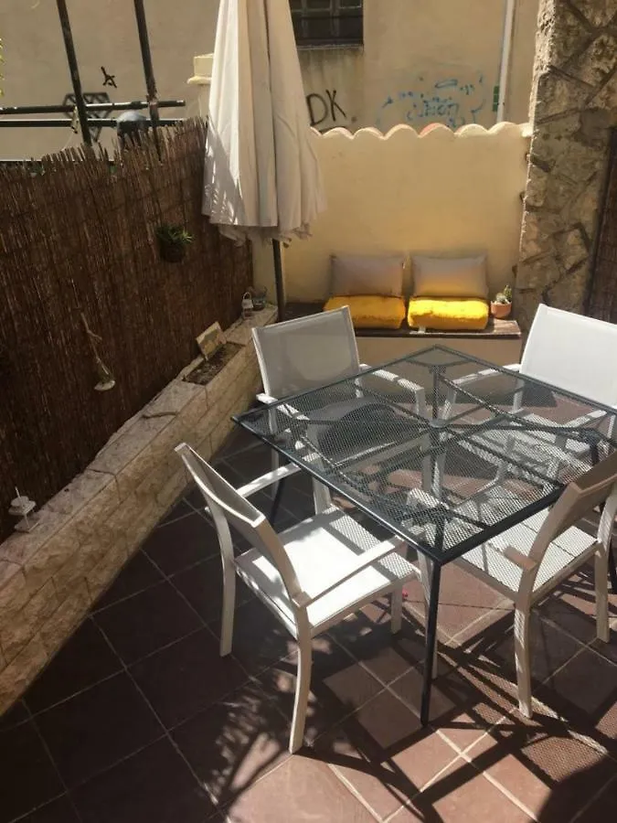 Holiday home Anse Chapelle Private House Terrace Villa Les Pennes-Mirabeau France